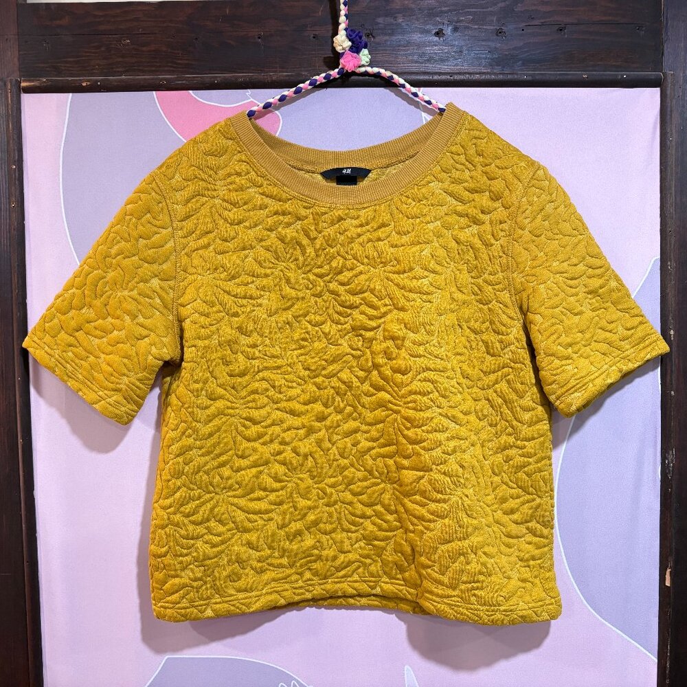 Quilted mustard tee from H&M, S/M/L, NWOT
